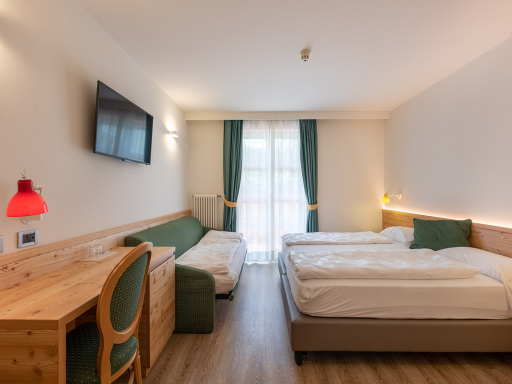 alpholiday hotel trentino