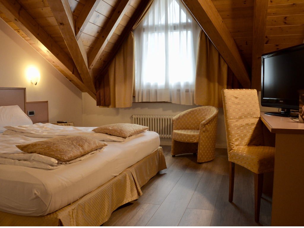 alpholiday hotel trentino