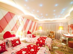 suite hello kitty family hotels