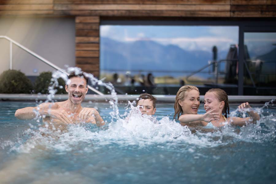 hotel con piscine per bambini val venosta
