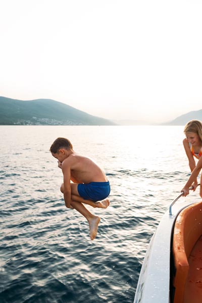 Boy jumping in sea from boat
Pre-Opening picture pool, stock photos
Falkensteiner Resort Lake Garda