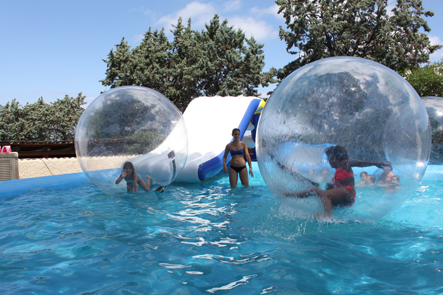 piscina per bambini con water balls ad ischia