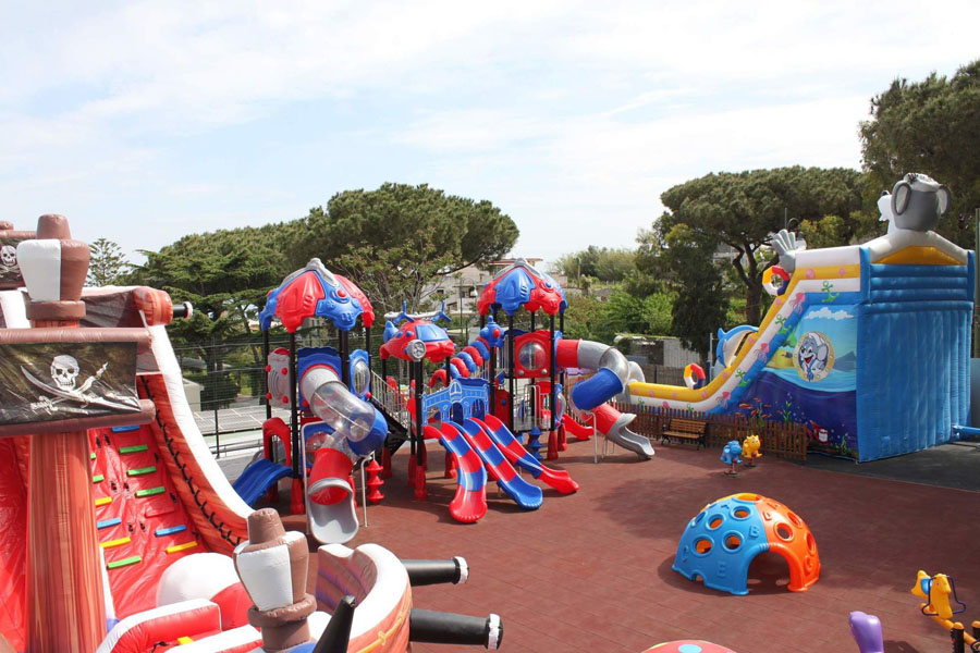 hotel con parco giochi per bambini a ischia