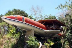 Dormire con i bambini in un aereo hotel