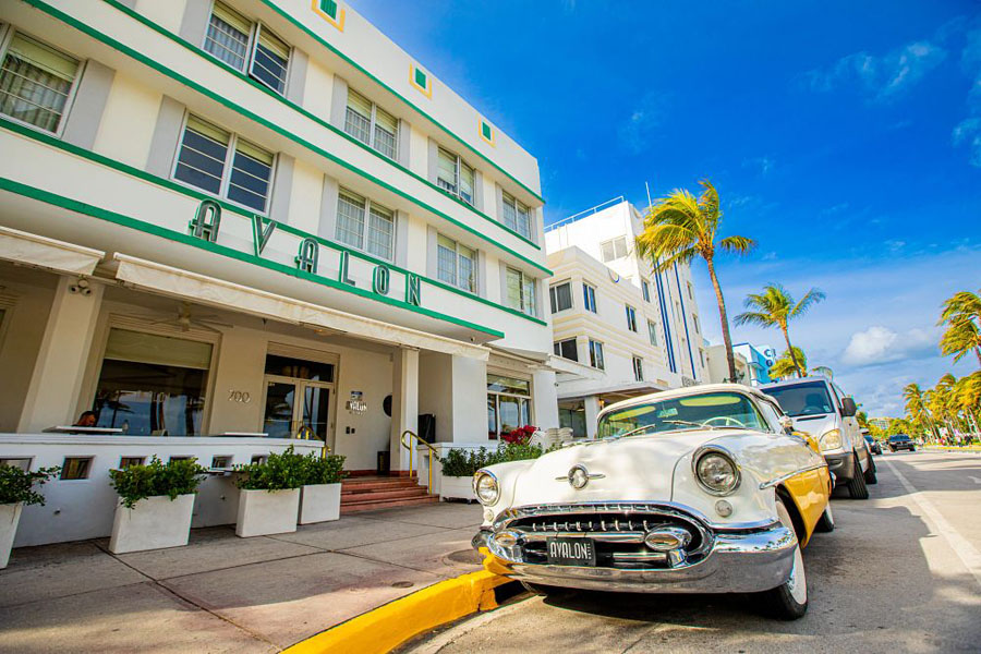 Hotel Avalon Close up Miami