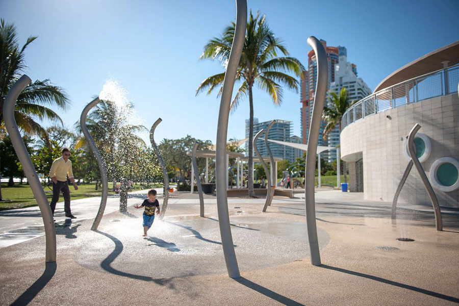 South Pointe Park children's splash pad fountain