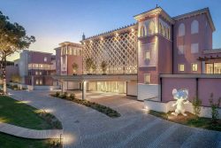 autunno al mare a caorle con il cavallino bainco family hotel